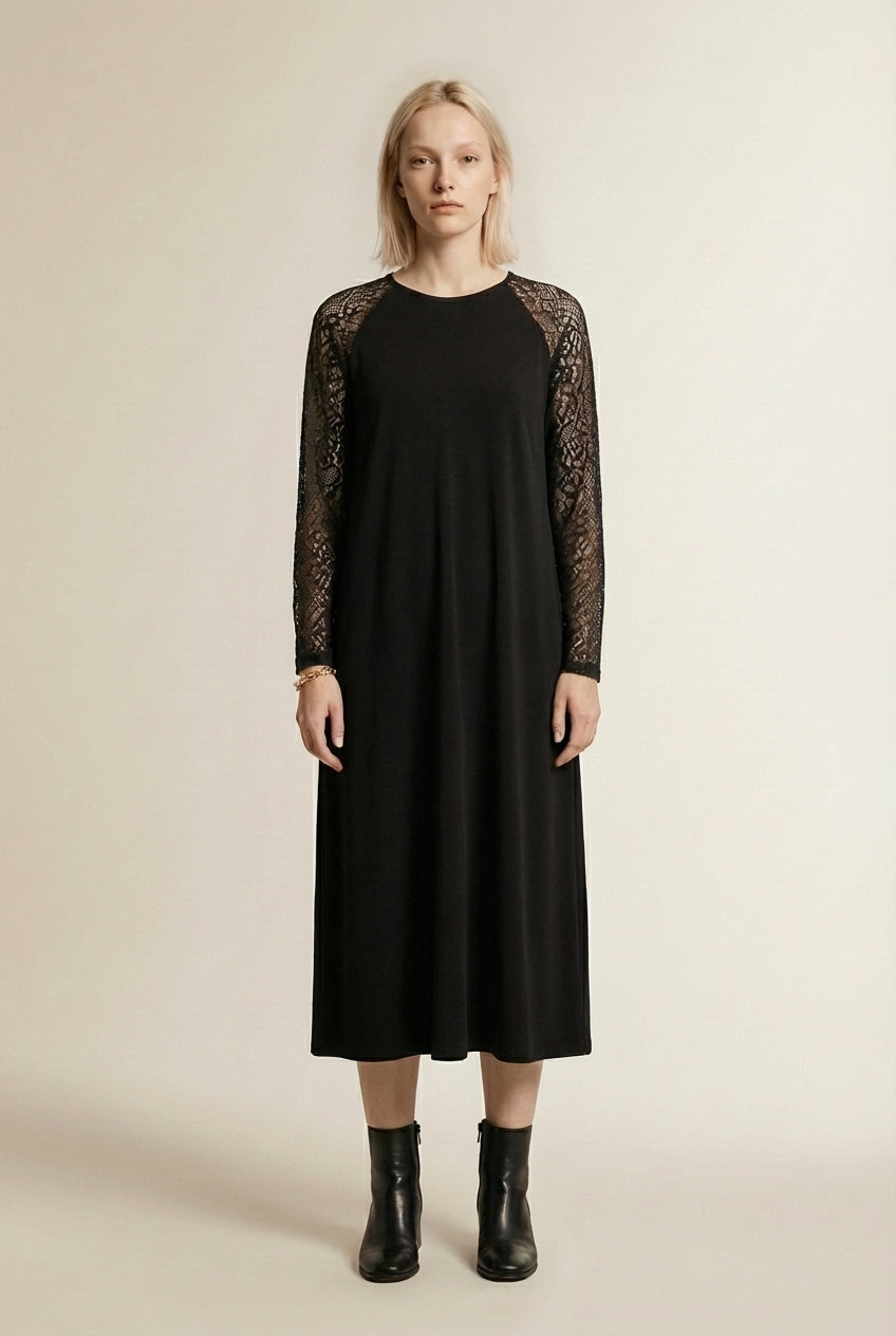 Noémie | Elegant Women's Lace Dress with V-Neckline